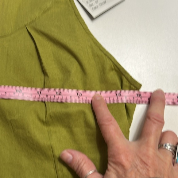 PRESS WOMENS SLEEVELESS EMBROIDERED HEM, TANK TOP PERIDOT GREEN SIZE SP - Picture 14 of 15